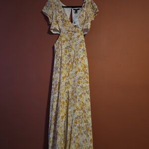 Forever 21 Floral Print Maxi Dress in Yellow and White